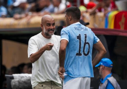 Former Manchester City star praises rival boss around Spain move