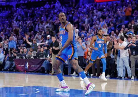 Dec 22, 2025; Oklahoma City, Oklahoma, USA; Oklahoma City Thunder guard Jalen Williams (8) looks back after dunking against the Memphis Grizzlies during the second half at Paycom Center. Mandatory Credit: Alonzo Adams-Imagn Images