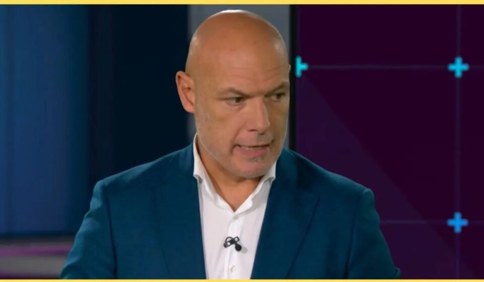 ‘Really good call’ – Howard Webb stands over big VAR decision from recent Liverpool fixture